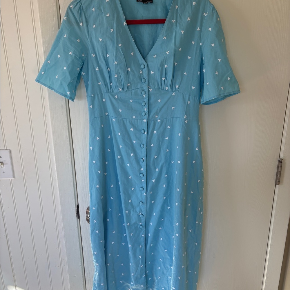 Chic Light Blue Midi Dress with Button Detail